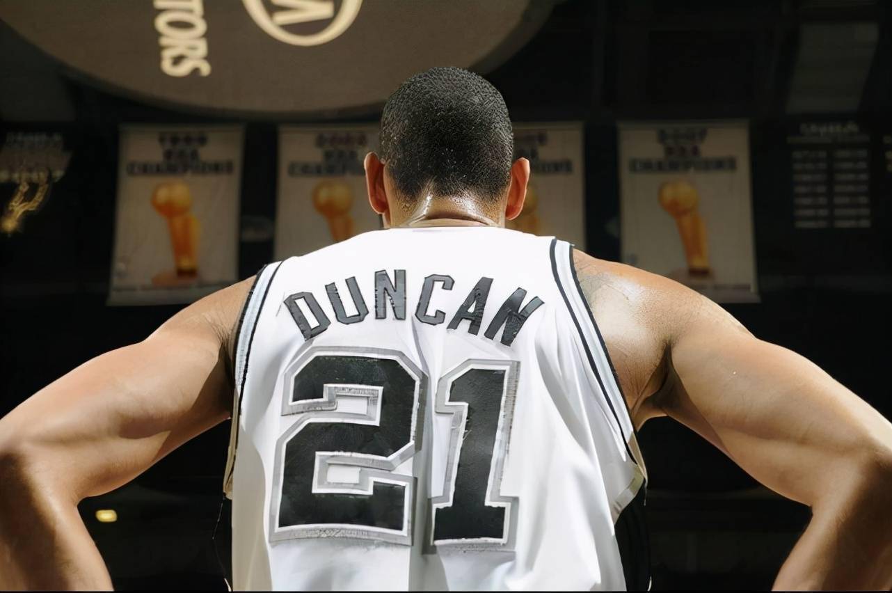 公众人物的 公众人物的