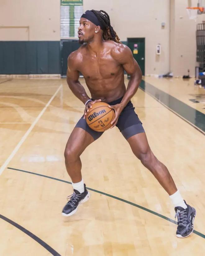 罗伯逊并未 罗伯逊并未